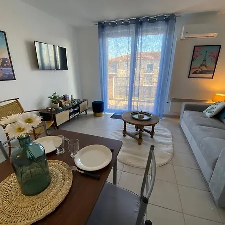 Le Voyage Bleu, Clim Parking *