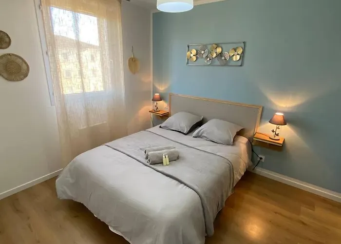 Le Voyage Bleu, Clim Parking Apartman *