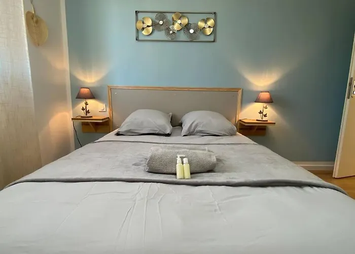 Le Voyage Bleu, Clim Parking Apartman